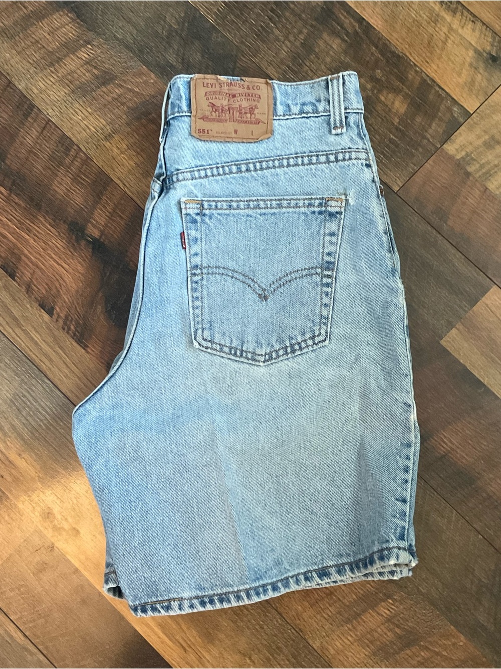 Vintage 90’s Levi’s 551 Jean Shorts - vintage size 14 - Run Small